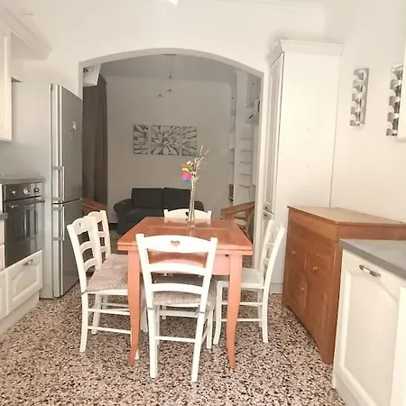 Casa Melodia, With Garden Апартаменты Генуя